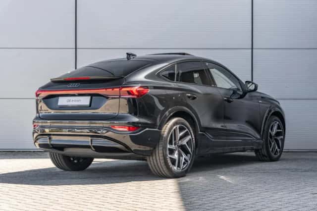 Audi Q6 (2026) thumbnail 2