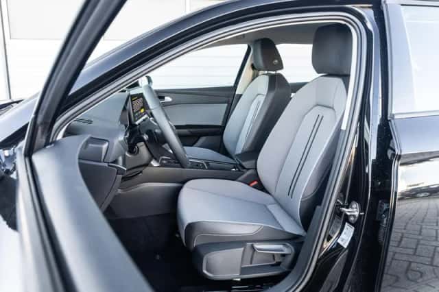 SEAT Leon Sportstourer (2026) thumbnail 4