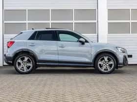 Audi Q2 (2022) thumbnail 4