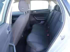 Volkswagen Polo (2022) thumbnail 18