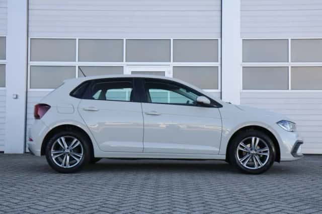 Volkswagen Polo (2022) thumbnail 4