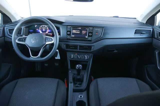 Volkswagen Polo (2022) thumbnail 5