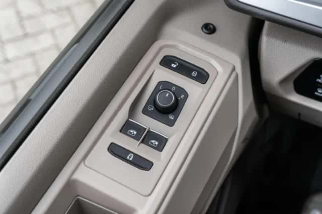 Volkswagen Multivan (2026) thumbnail 33