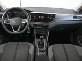 Volkswagen Polo (2022) thumbnail 5