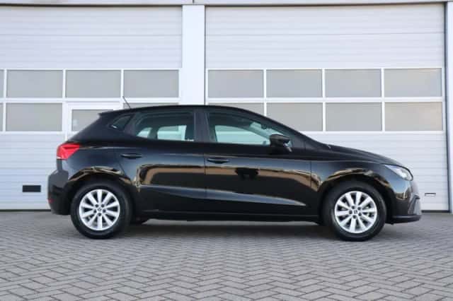 SEAT Ibiza (2022) thumbnail 4