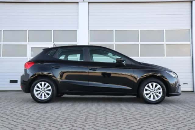 SEAT Ibiza (2022) thumbnail 4