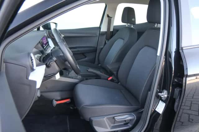 SEAT Ibiza (2022) thumbnail 5