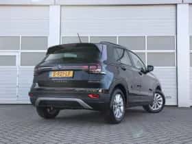 Volkswagen T-Cross (2023) thumbnail 2