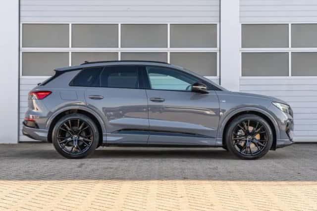Audi Q4 e-tron (2026) thumbnail 3