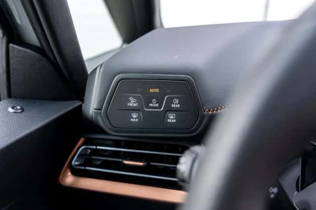 CUPRA Born (2026) thumbnail 30