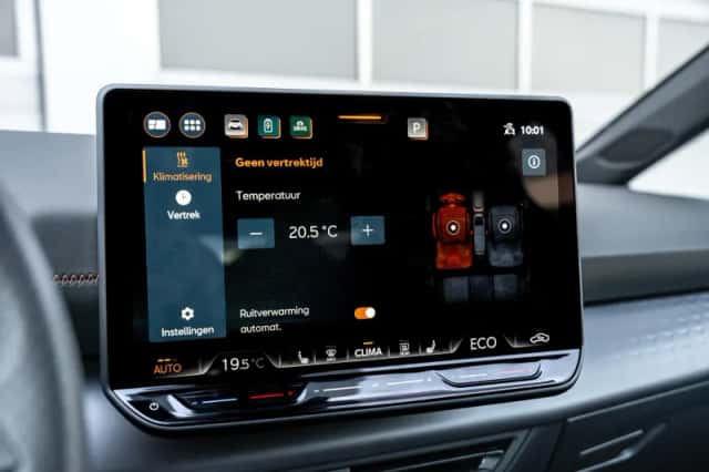 CUPRA Born (2026) thumbnail 35