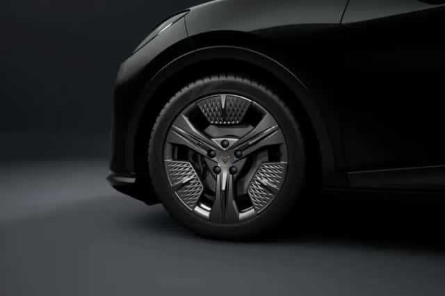 CUPRA Raval (2026) thumbnail 4