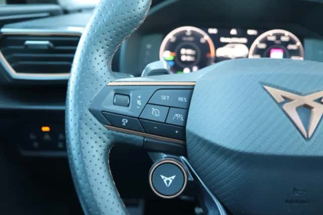 CUPRA Leon Sportstourer (2024) thumbnail 25