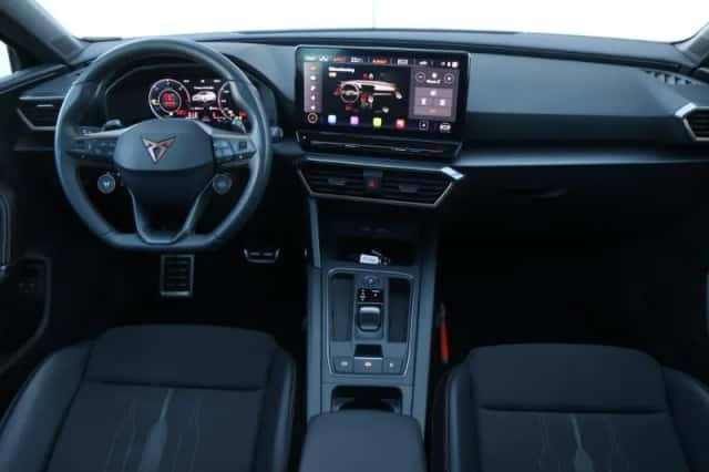 CUPRA Leon Sportstourer (2024) thumbnail 5