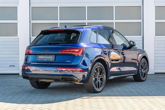Audi Q5 (2021) thumbnail 2