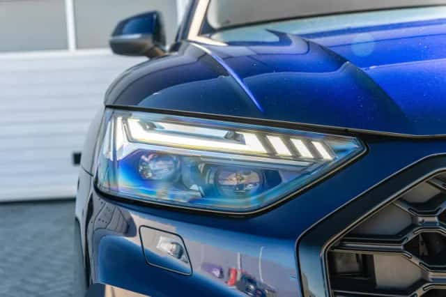 Audi Q5 (2021) thumbnail 11