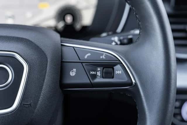 Audi Q5 (2021) thumbnail 32