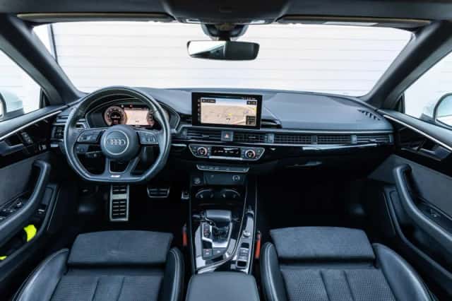 Audi A5 (2023) thumbnail 4