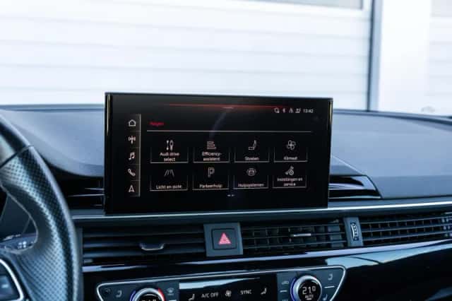 Audi A5 (2023) thumbnail 32