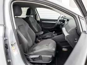 Volkswagen Golf (2024) thumbnail 17