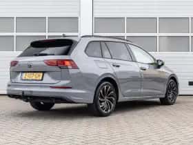 Volkswagen Golf (2024) thumbnail 3