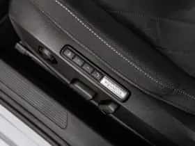 Volkswagen Golf (2024) thumbnail 23