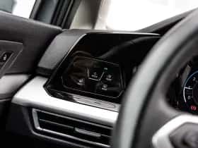 Volkswagen Golf (2024) thumbnail 35
