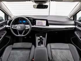 Volkswagen Golf (2024) thumbnail 6