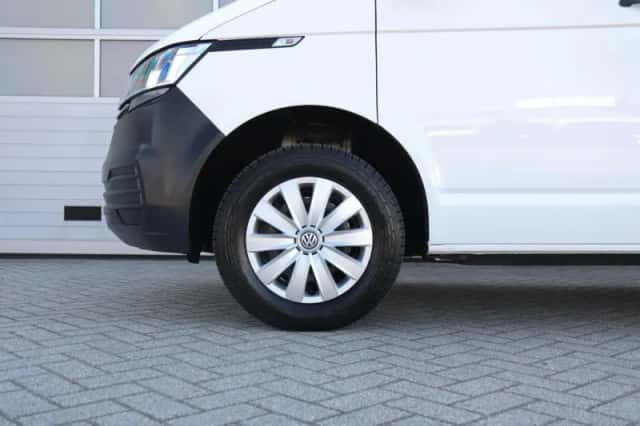 Volkswagen Transporter (2020) thumbnail 13