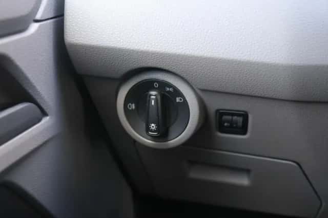 Volkswagen Transporter (2020) thumbnail 19