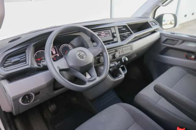 Volkswagen Transporter (2020) thumbnail 20