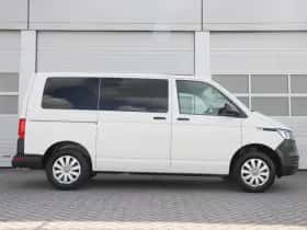 Volkswagen Transporter (2020) thumbnail 3