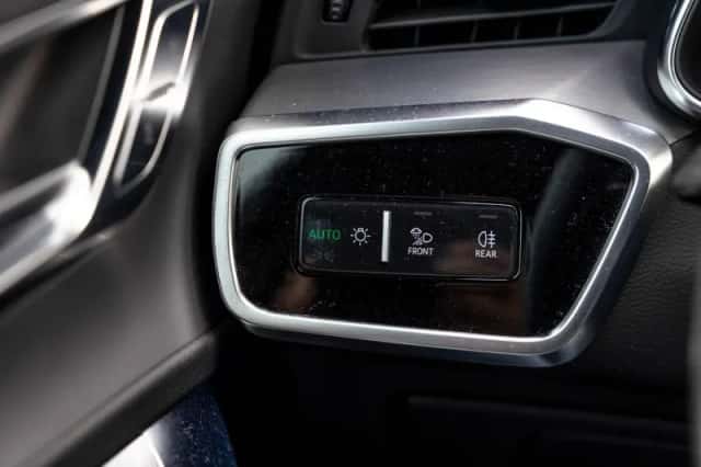 Audi A6 (2019) thumbnail 36