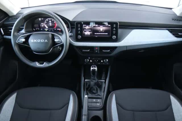 Škoda Kamiq (2025) thumbnail 5