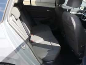 Volkswagen Golf (2024) thumbnail 15