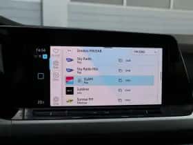 Volkswagen Golf (2024) thumbnail 32