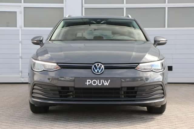Volkswagen Golf (2024) thumbnail 8