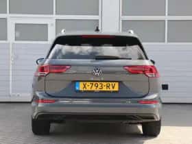 Volkswagen Golf (2024) thumbnail 10