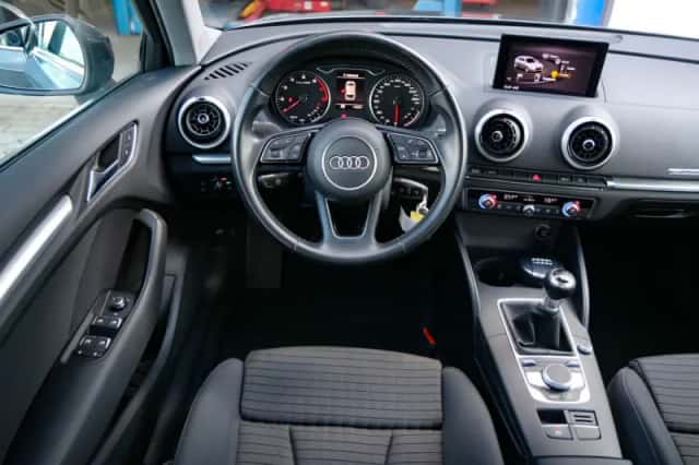 Audi A3 (2019) thumbnail 18