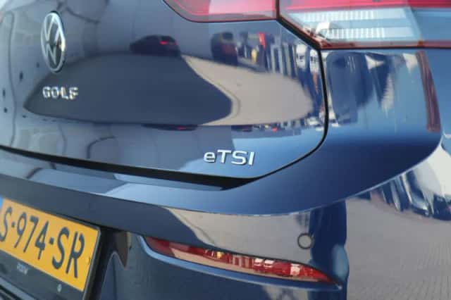 Volkswagen Golf (2023) thumbnail 11