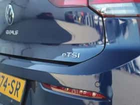 Volkswagen Golf (2023) thumbnail 11