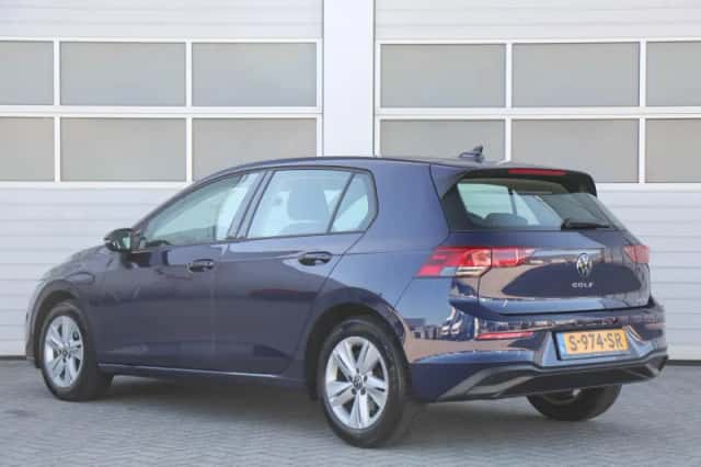 Volkswagen Golf (2023) thumbnail 12