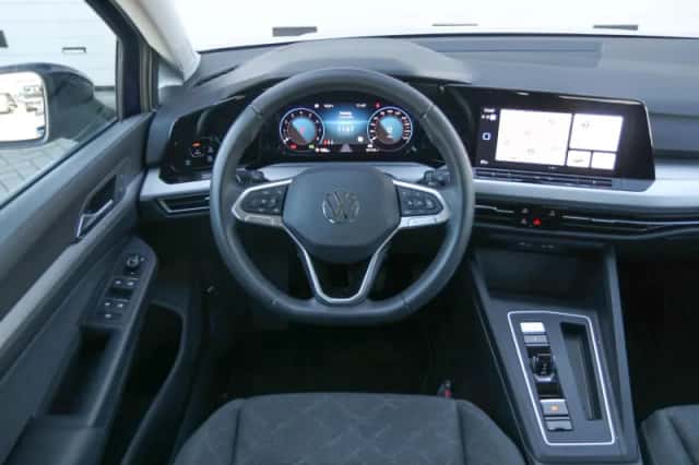 Volkswagen Golf (2023) thumbnail 19