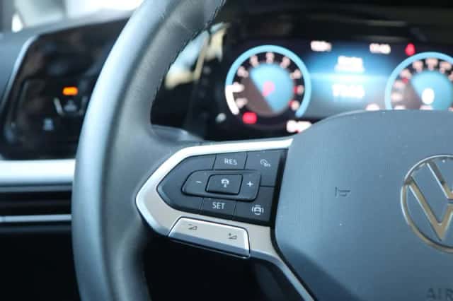 Volkswagen Golf (2023) thumbnail 21