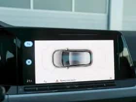 Volkswagen Golf (2023) thumbnail 24