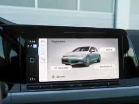 Volkswagen Golf (2023) thumbnail 33