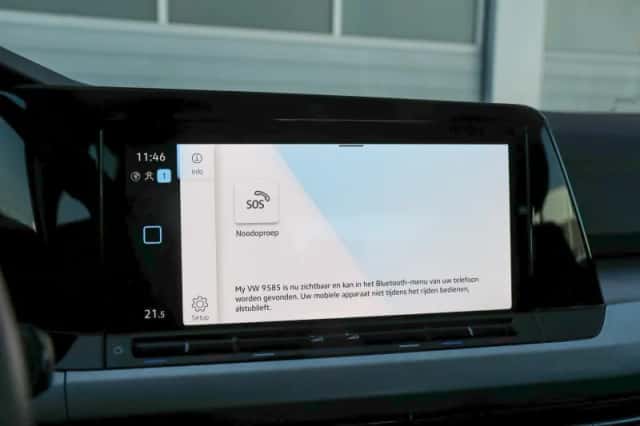 Volkswagen Golf (2023) thumbnail 34