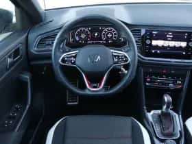 Volkswagen T-Roc (2018) thumbnail 23