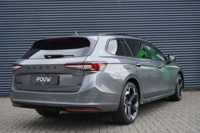 Škoda Superb (2026) thumbnail 2