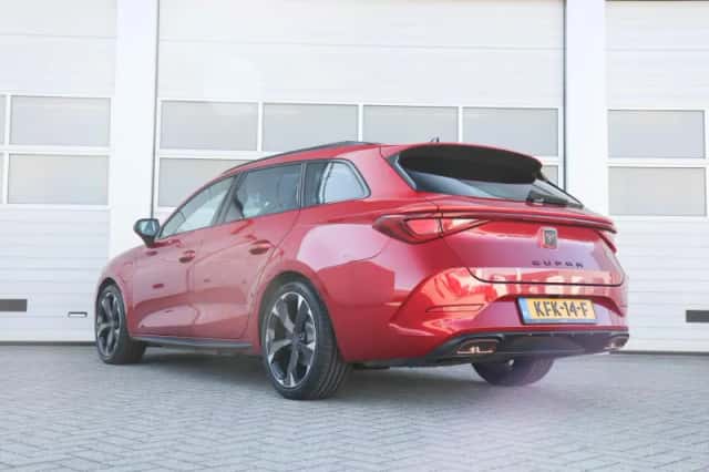 CUPRA Leon Sportstourer (2022) thumbnail 12